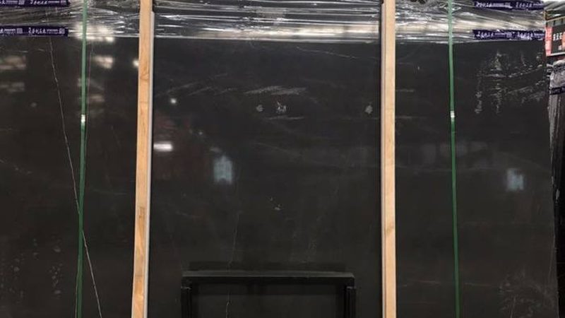 广西芝麻黑花岗岩机切面规格解析：品质与工艺的完美结合**